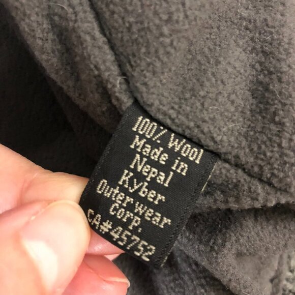 KYBER OUTERWEAR 100% Wool Handmade Textured Chunky Knit Zip Cardigan Jacket Sz L - Picture 15 of 15